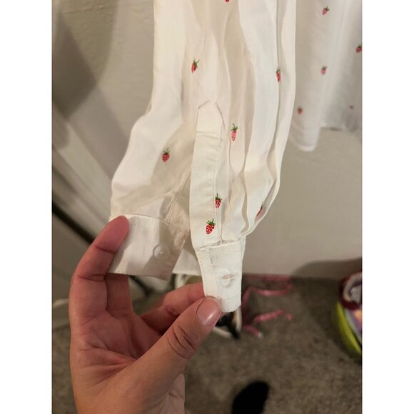Beachlunchlounge XL Collared Summer Strawberry Fields Button Up Shirt - Picture 4 of 13